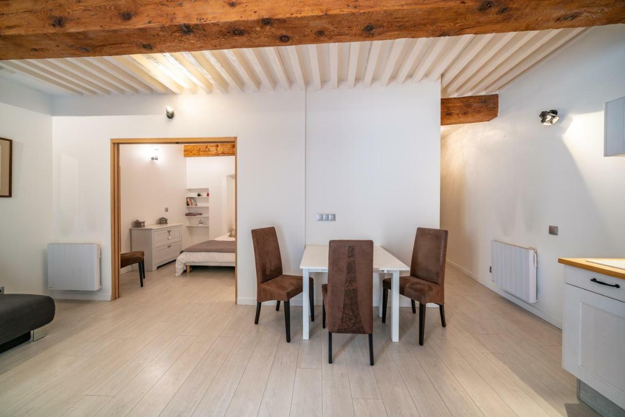 Secret Courtyard Of Annecy Apartment Bagian luar foto